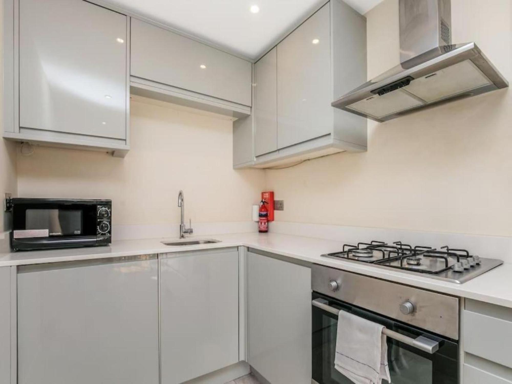 Pass The Keys Ealing Queen Of The Suburbs 2Bd Apartment Londyn Zewnętrze zdjęcie