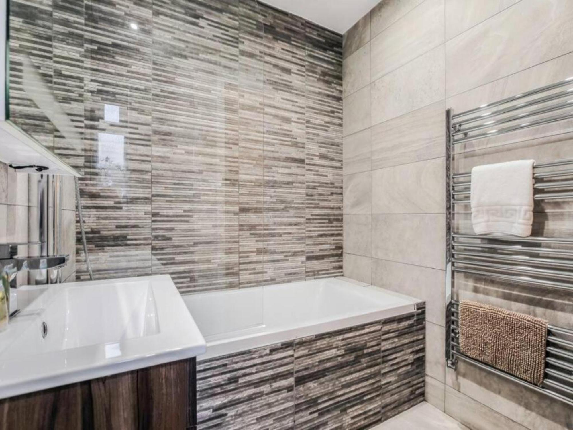Pass The Keys Ealing Queen Of The Suburbs 2Bd Apartment Londyn Zewnętrze zdjęcie