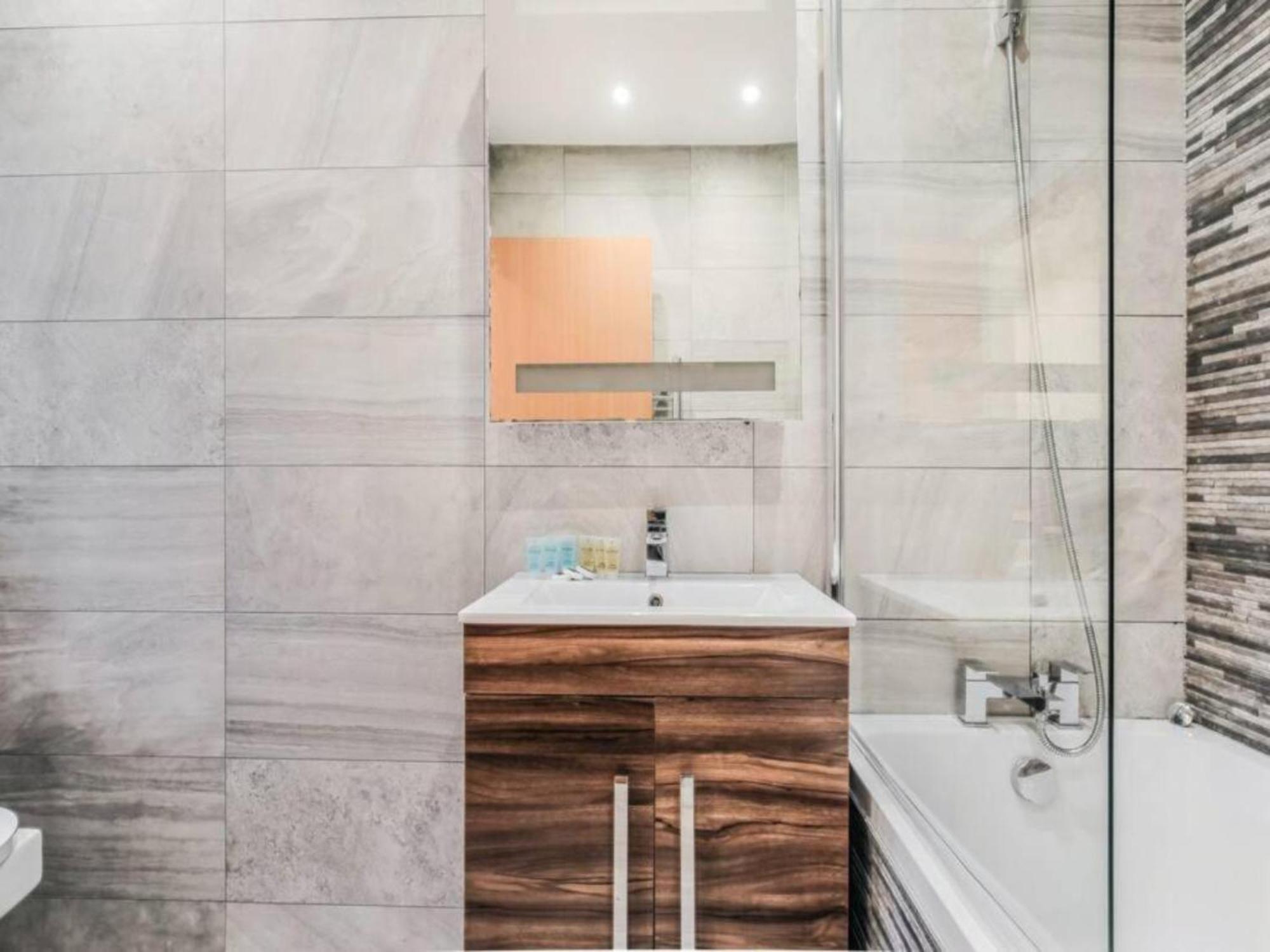 Pass The Keys Ealing Queen Of The Suburbs 2Bd Apartment Londyn Zewnętrze zdjęcie